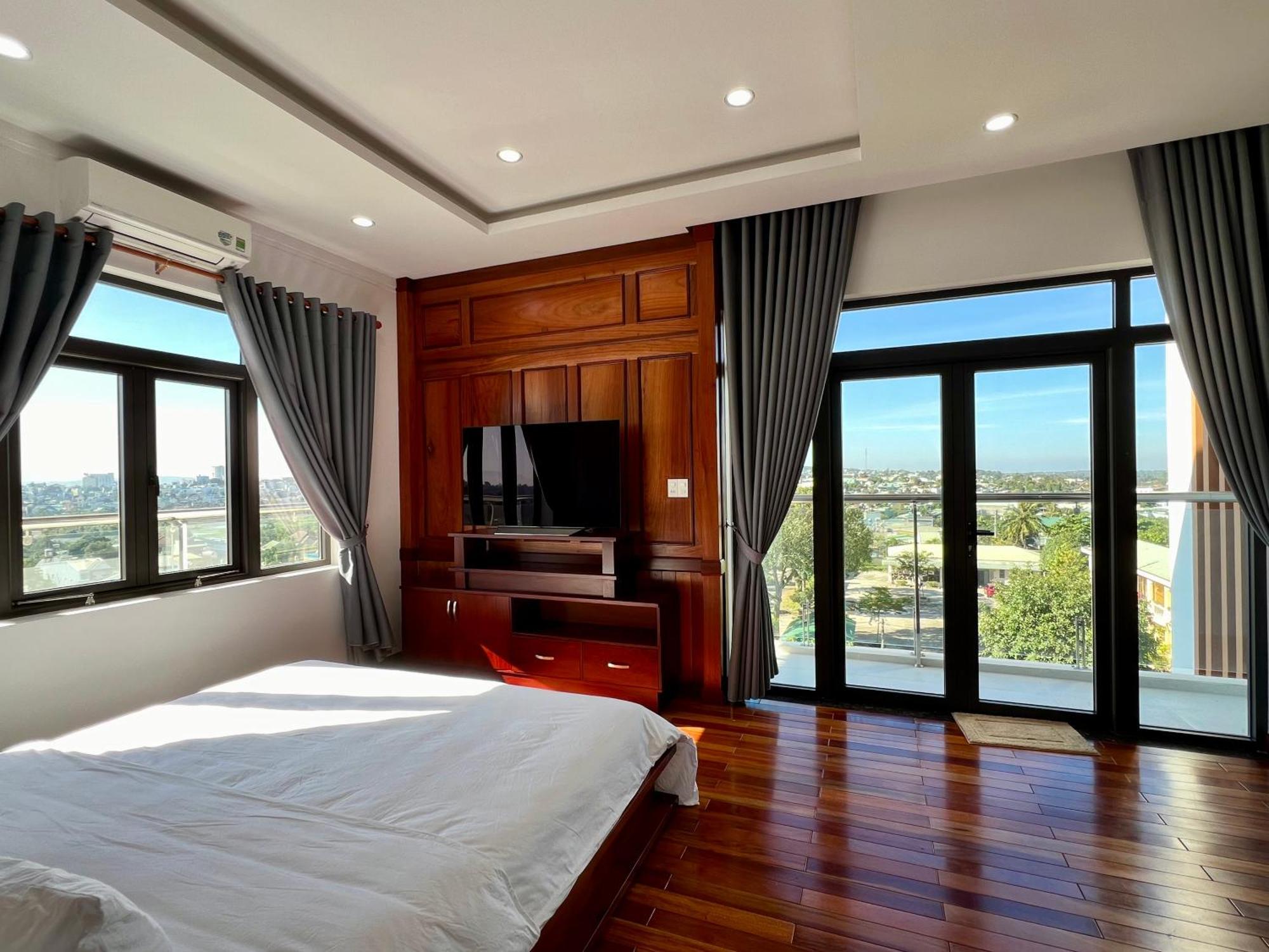 Doan Gia Luxury House Aparthotel Plây Ku Exterior foto