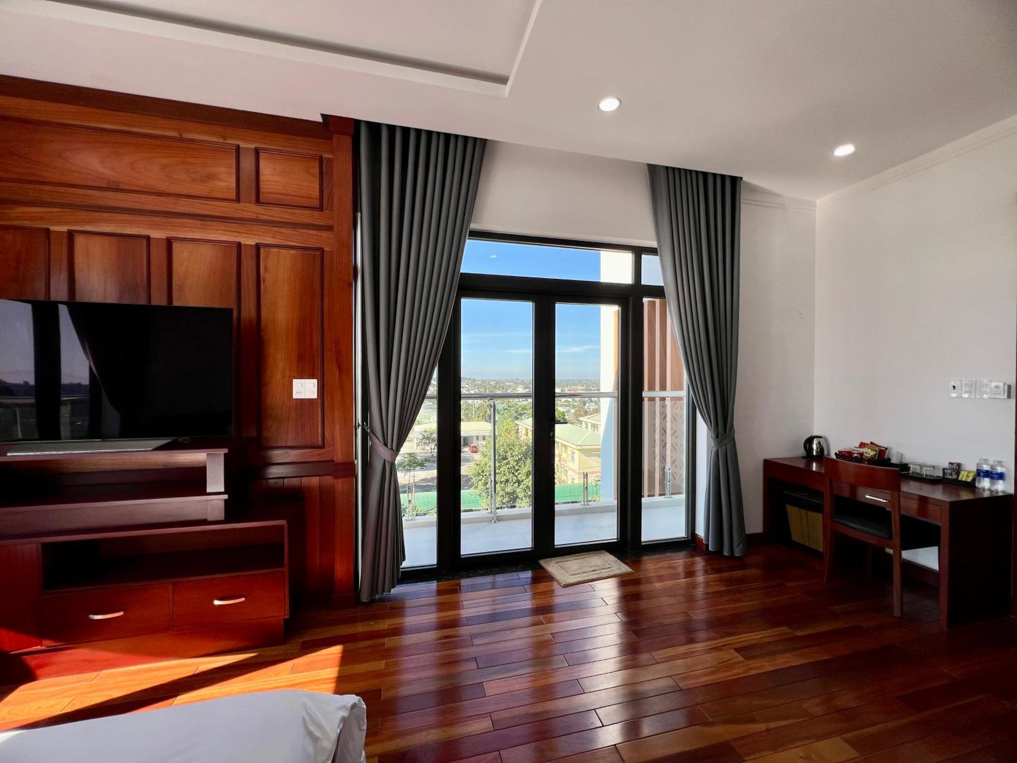 Doan Gia Luxury House Aparthotel Plây Ku Exterior foto